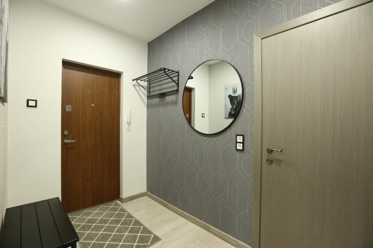 Comfy 2 Room Apartment - Free Parking - 350Mbps Wifi - Netflix Каунас Екстериор снимка