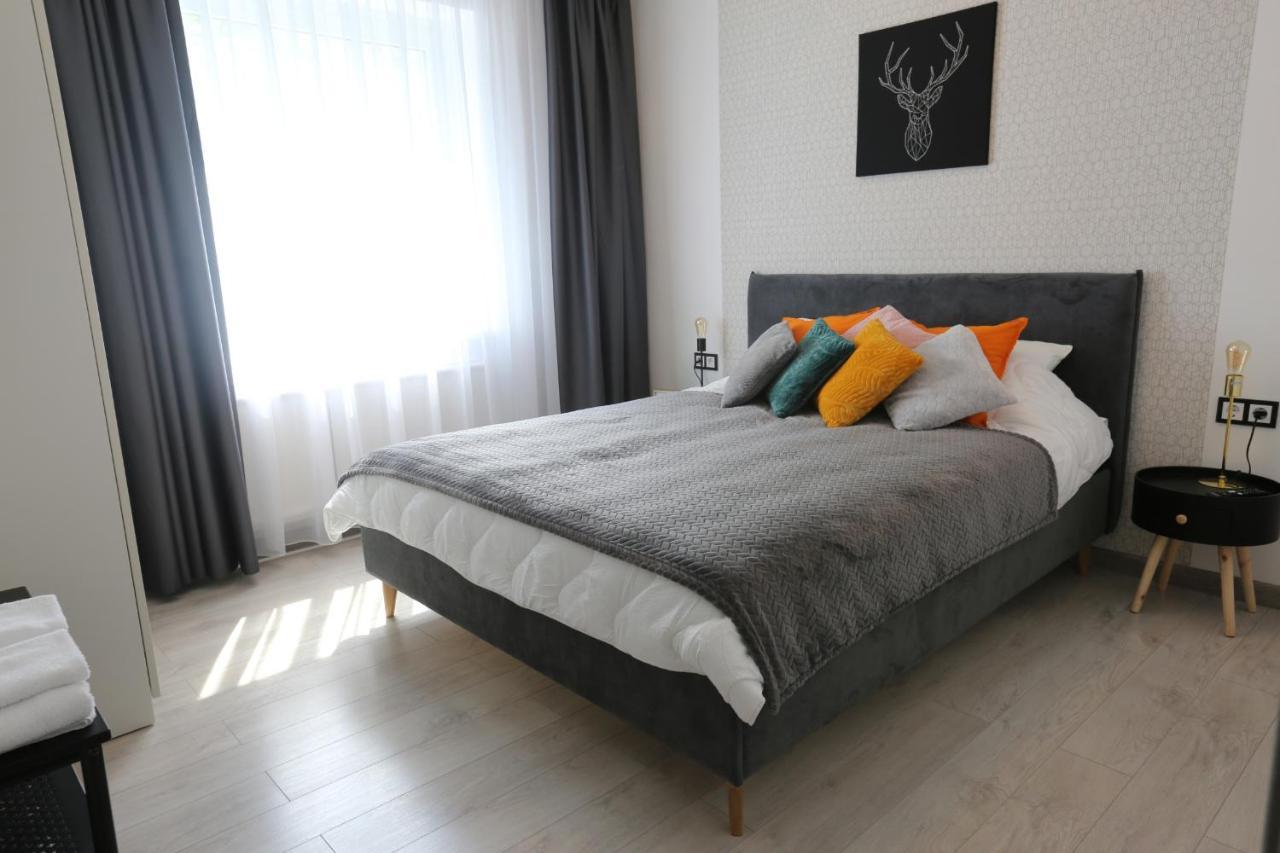 Comfy 2 Room Apartment - Free Parking - 350Mbps Wifi - Netflix Каунас Екстериор снимка