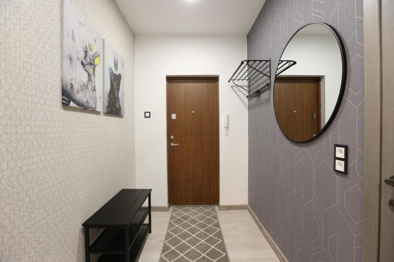 Comfy 2 Room Apartment - Free Parking - 350Mbps Wifi - Netflix Каунас Екстериор снимка