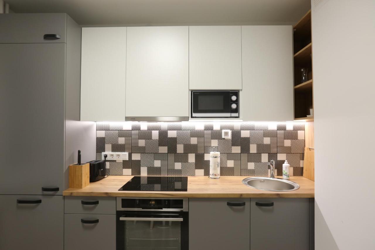 Comfy 2 Room Apartment - Free Parking - 350Mbps Wifi - Netflix Каунас Екстериор снимка